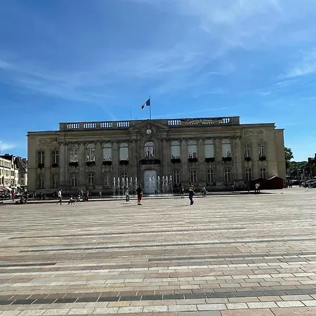 Hyper Centre Ideal Aeroport *